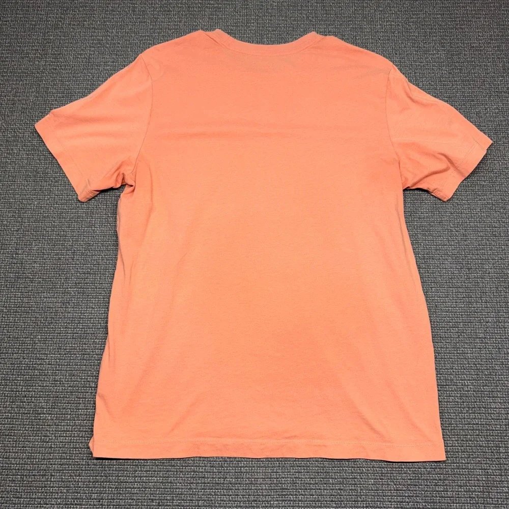 Nike Sportswear Men's Embroidered Futura Logo T-Shirt‎ Peach Orange Large AR4997